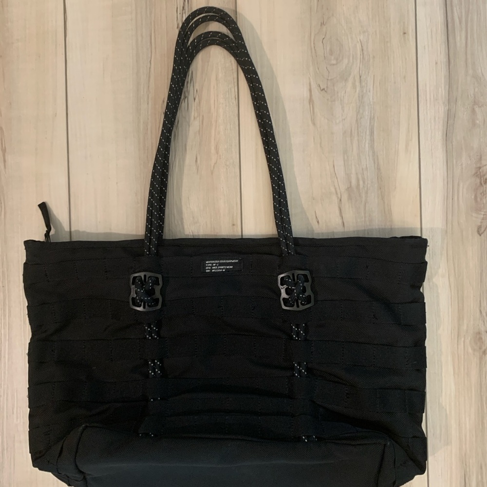 Nike Sportswear RPM Tote